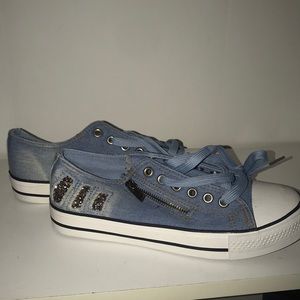 Jean converse sneaker